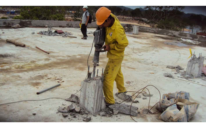 Dịch vụ đập phá bê tông giá rẻ tại Tp.HCM